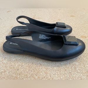 Naturalizer Black Leather Flats Size 8